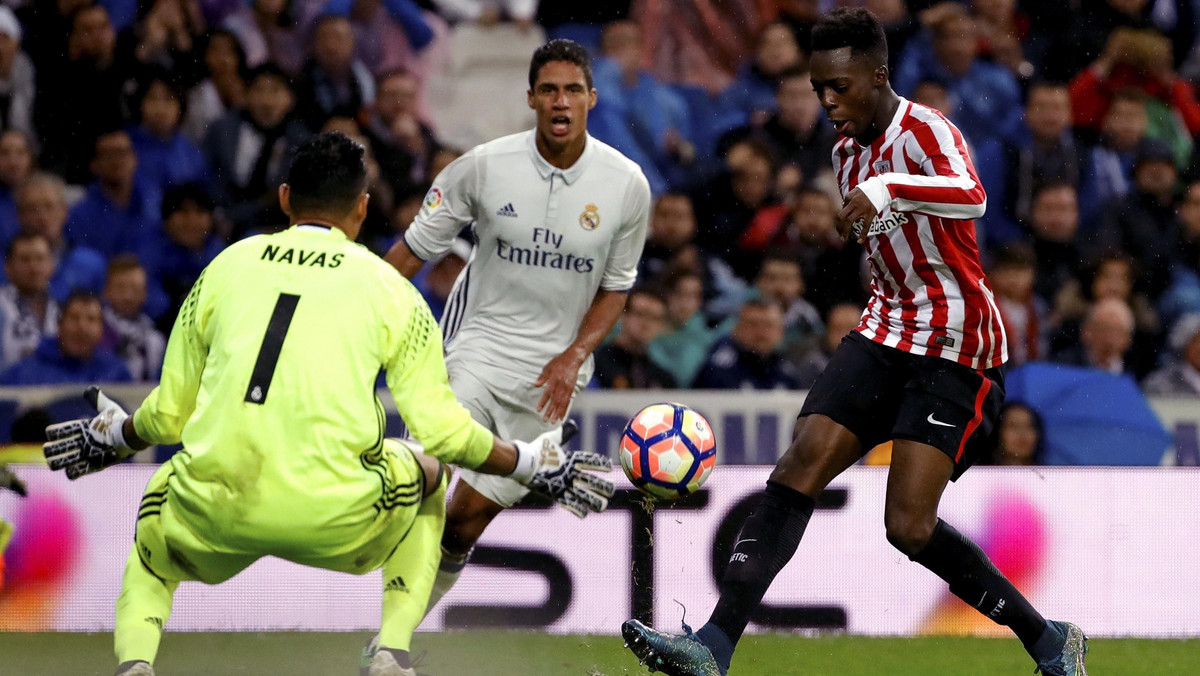 22-letni napastnik Athletic Bilbao Inaki Williams budzi zainteresowanie największych klubów w Europie., a ostatnio prasa angielska wiąże go z transferem do Liverpoolu. Sam zainteresowany zaznacza jednak, że chce pozostać piłkarzem baskijskiego klubu przez wiele kolejnych lat.