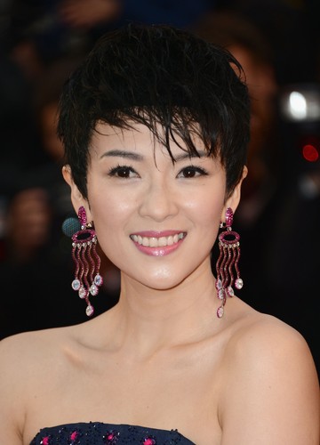 Zhang Ziyi na czerwonym dywanie w Cannes