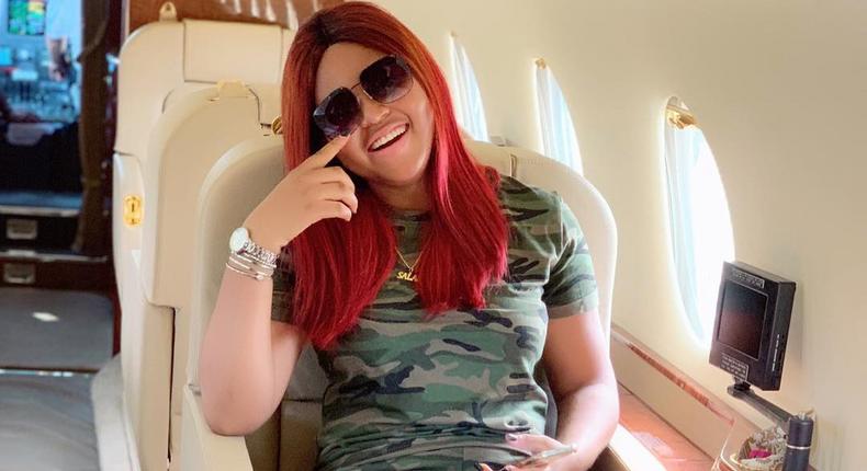 It is no longer news that Naira Marley and Regina Daniels are friends, however, the video of them chilling in a private jet with some really steaming hot ladies is one you would want to skip [Instagram/ReginaDaniels]