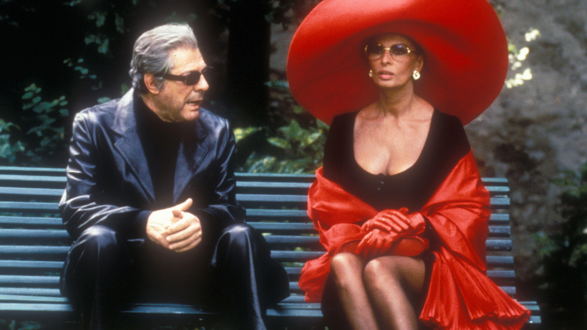 Reżyseria: Robert Altman. Wykonawcy: Sophia Loren, Kim Basinger, Stephen Rea, Marcello Mastroianni. 1994.