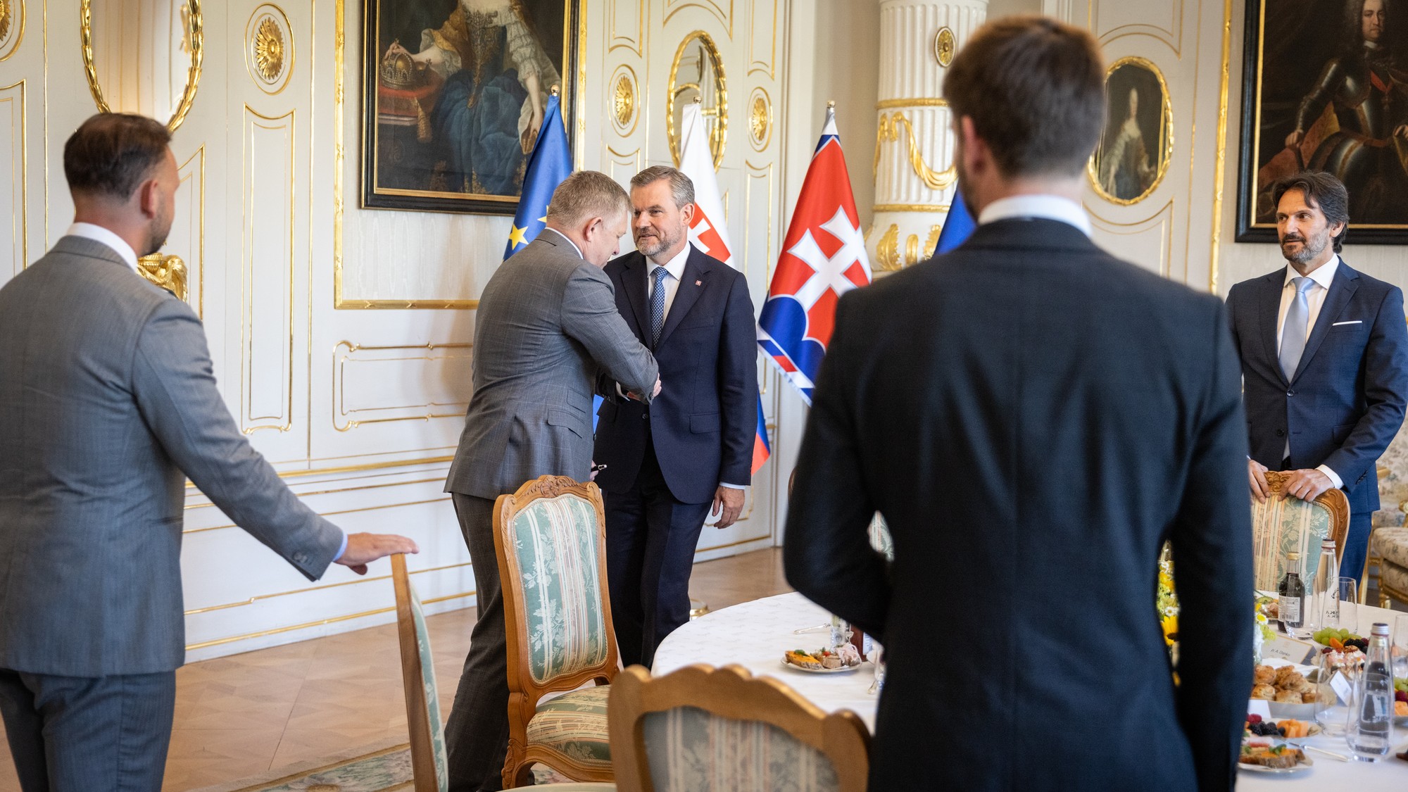 Okrúhly stôl predsedov parlamentných strán u prezidenta Petra Pellegriniho 17.6.2025