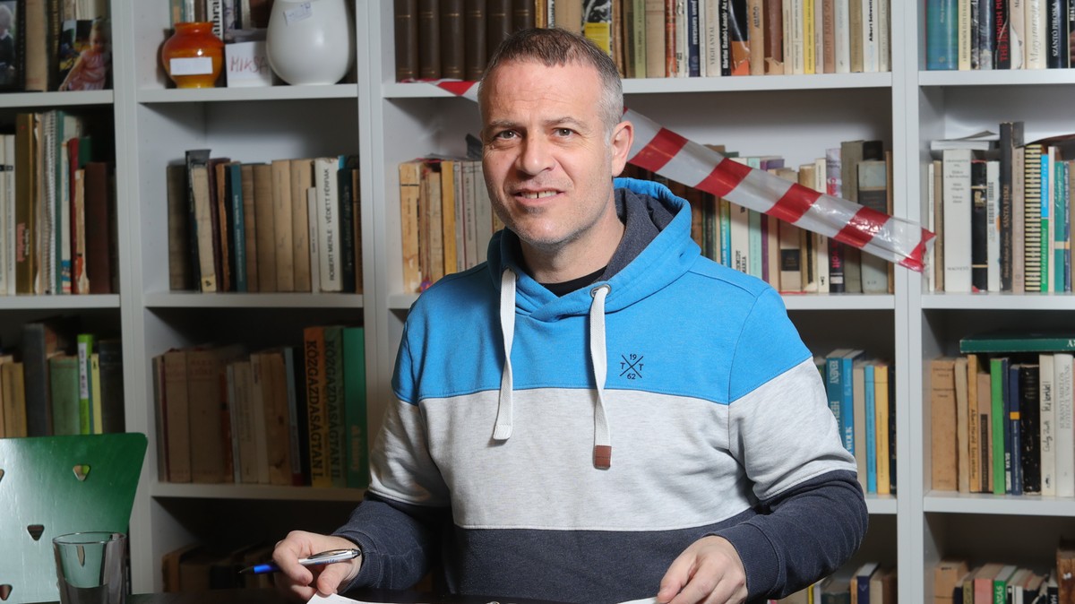 Volt egyszer egy politikus: interjú az Együtt egykori elnökével - Vimarsana News