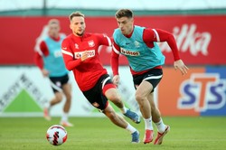 El. MŚ 2022. Fabiański przyleci w środę. Bereszyński, Szymański i Zieliński nie trenowali