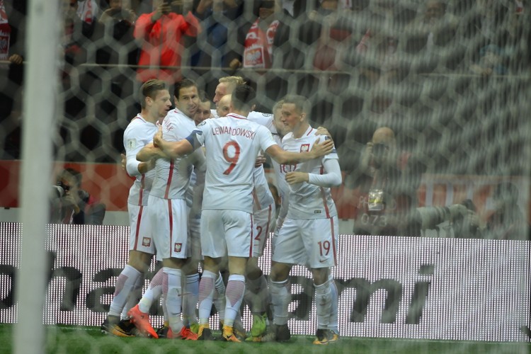 Polacy cieszą się po zdobyciu pierwszej bramki