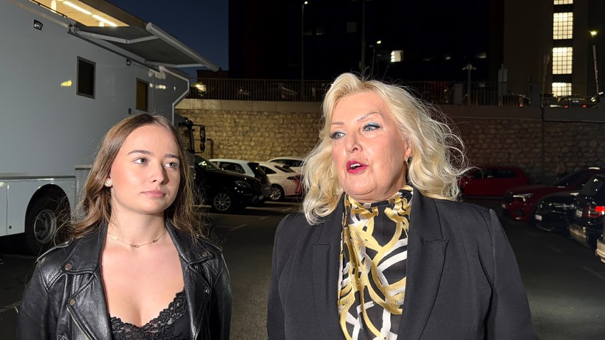 Snežana Đurišić sa unukom