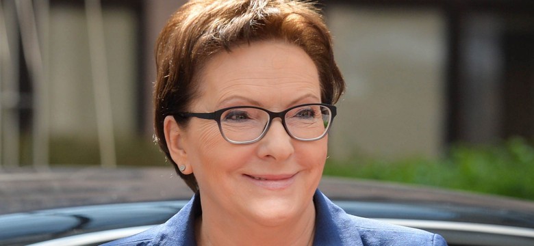 Kopacz ogłasza decyzje ze szczytu UE: Polska wyśle oficerów na Morze Śródziemne