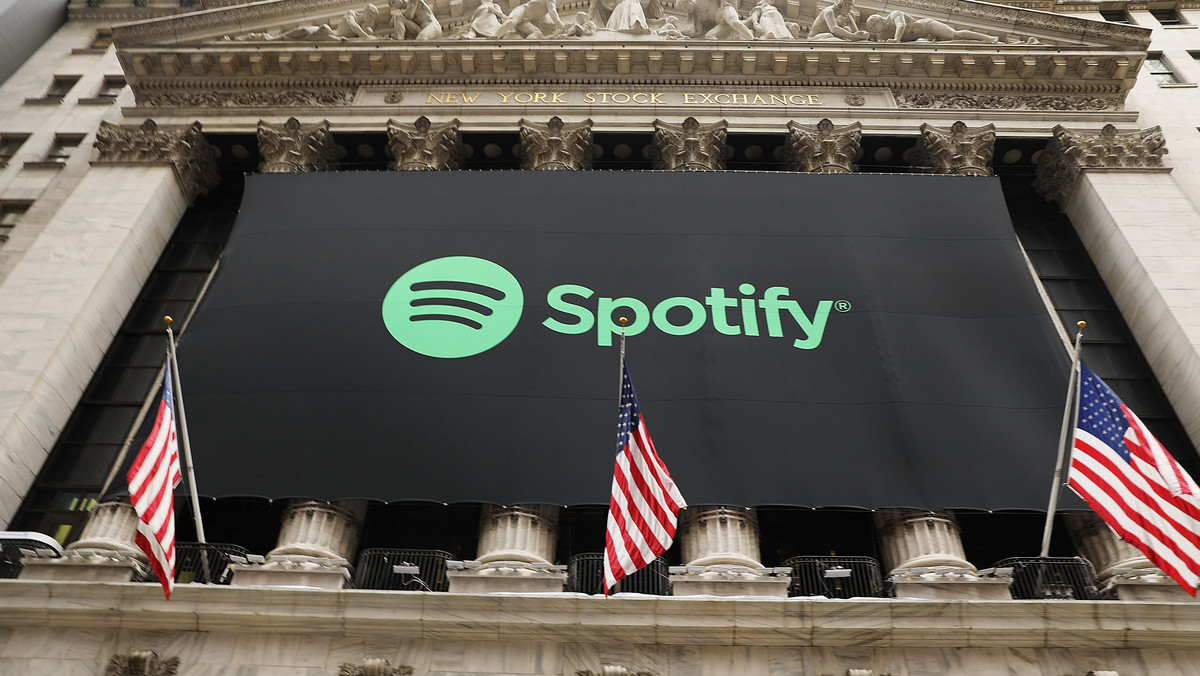 Serwis Spotify musi zapłacić 112 mln dolarów (ok. 405 mln złotych) twórcom, którzy nie otrzymali wystarczającego wynagrodzenia za udostępnianie ich muzyki na platformie. Zawarcie sądowej ugody jest dla platformy bardzo korzystne, ponieważ unieważnia inny, późniejszy pozew na 1,5 mld dolarów.