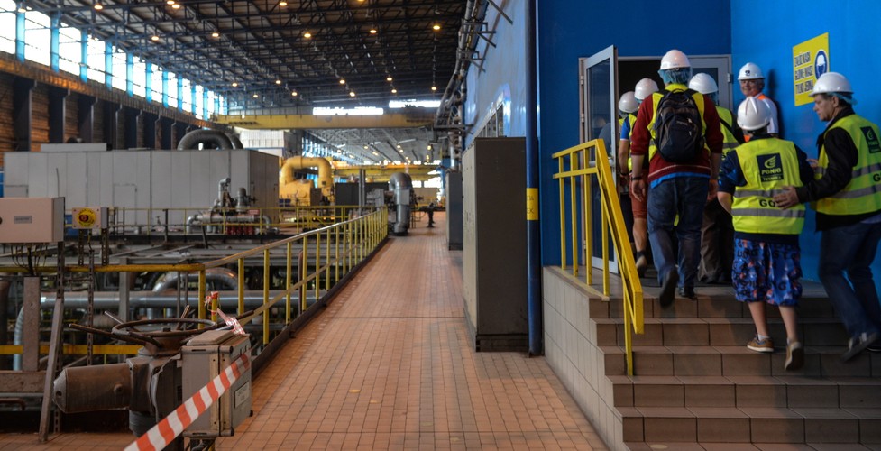 Dzień Otwarty w Elektrociepłowni Siekierki. Na zdjęciu maszynownia<br><br> fot. (mgo) PAP/Jakub Kamiński