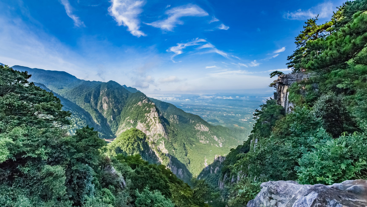 Chiny: Park Narodowy Lushan - historia, informacje, ciekawostki 