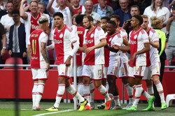 Ajax Amsterdam zabronił kibicom prosić piłkarzy o koszulki