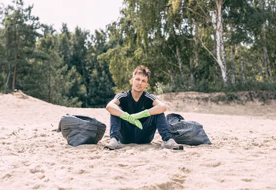 Wybrałem się na plogging nad Bałtykiem. Tyle śmieci zebrałem w pół godziny