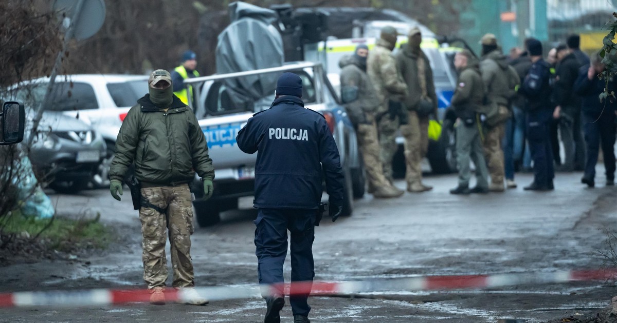 Huk na torach w Poznaniu. Zatrzymano jedną osobę. Obciążające dowody w domu
