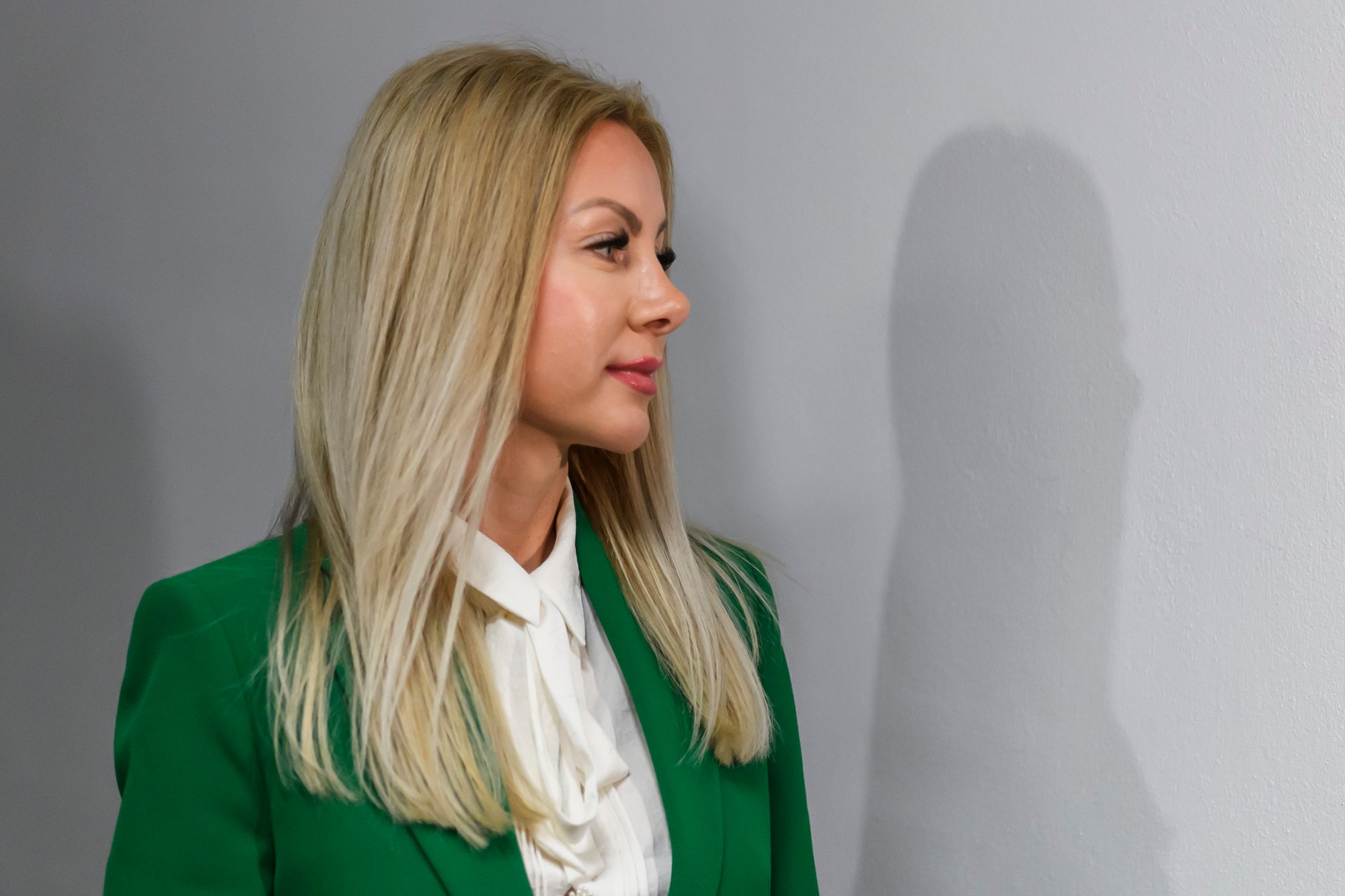 Pojednávanie o podmienečnom prepustení Mikuláša Černáka: Monika Křivová, priateľka odsúdeného Mikuláša Černáka.