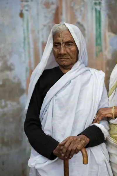 Savitri Dasi, 71-letnia wdowa, która od 30 lat mieszka we Wrindawanie Fot. AFP PHOTO/Rebecca Conway