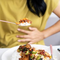 Puffadás, gyomorégés, reflux: ha ezeket betartja, jobb lehet az emésztése