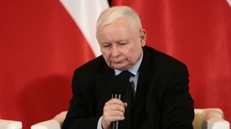 kolejne rządy nie będą spłacać kredytów safe? wymowne słowa prezesa pis