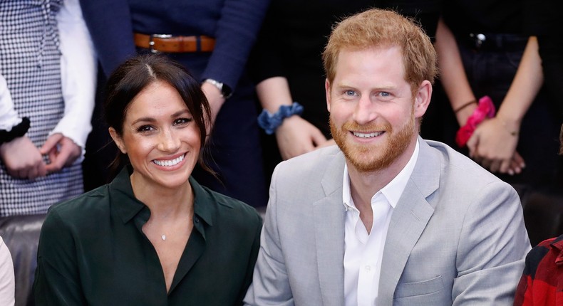 PEACEHAVEN, UNITED KINGDOM - OCTOBER 03: (EDITORS NOTE: Retransmission with alternate crop.) Meghan, Duchess of Sussex and Prince Harry, Duke of Sussex make an official visit to the Joff Youth Centre in Peacehaven, Sussex on October 3, 2018 in Peacehaven, United Kingdom. The Duke and Duchess married on May 19th 2018 in Windsor and were conferred The Duke & Duchess of Sussex by The Queen.Chris Jackson/Getty Images