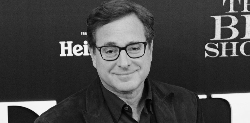 Bob Saget z "Pełnej chaty" zmarł w hotelu. Wiemy, jaka była przyczyna śmierci komika. Rodzina wydała oświadczenie