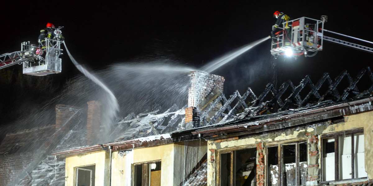Pożar w Gdańsku. Płonął zabytkowy budynek na terenie Gedanii