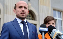 Budka: To nie jest rekonstrukcja, to zbójecki podział łupów