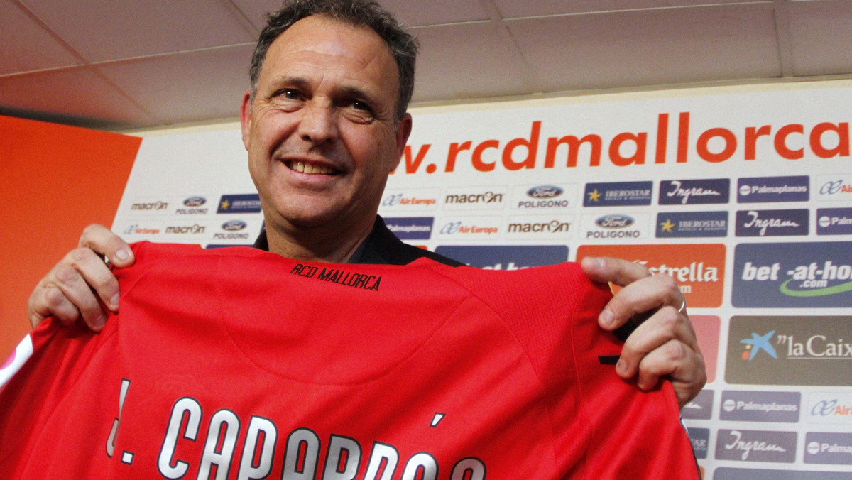 Joaquin Caparros został nowym szkoleniowcem Realu Mallorki. 56-letni szkoleniowiec związał się z klubem do końca czerwca 2012 roku.