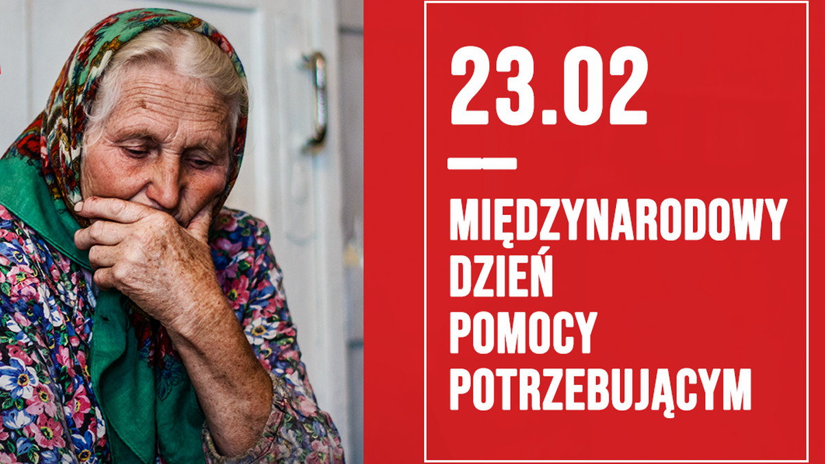 Aż 2 mln osób w Polsce żyje poniżej granicy skrajnego ubóstwa. To znaczy, że na wszystkie wydatki dnia mają mniej niż 20 zł. Takich osób przybywa – tylko w 2020 r. liczba Polaków, którzy żyli w warunkach stałego zagrożenia dla zdrowia fizycznego i psychicznego, wzrosła o prawie 400 tys. W środę 23 lutego obchodzimy Międzynarodowy Dzień Pomocy Potrzebującym. Kim są najbardziej potrzebujący Polacy, do których dociera Szlachetna Paczka? Jak zmienia się obraz dobroczynności w naszym kraju na skutek pandemii i wysokiej inflacji?