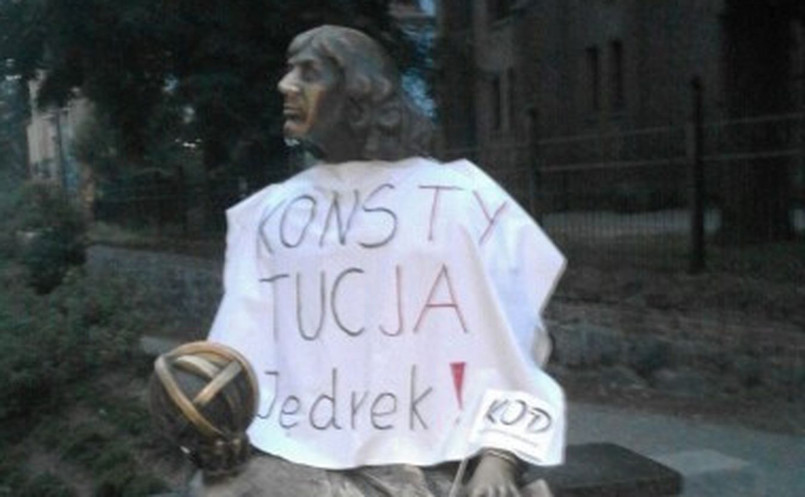 Pomnik Kopernika w Olsztynie KOD