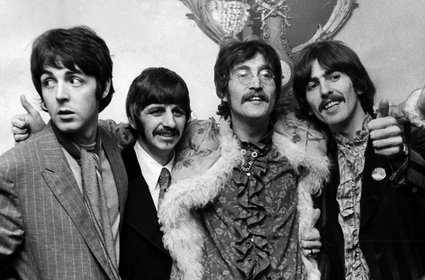 AI pomogła stworzyć "ostatni" utwór Beatlesów z wokalem Johna Lennona