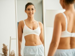 TO się piersiom należy! Jak zadbać o biust po zakończeniu karmieniu?