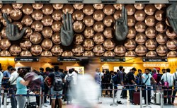 25 tysięcy osób czeka na polską wizę w New Delhi. Do pracy w Polsce jadą Hindusi, Nepalczycy i Banglijczycy