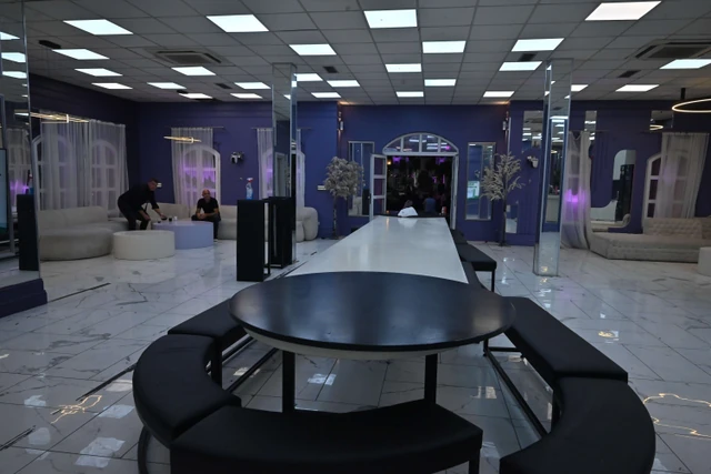 STIGLA TUŽNA VEST NA ADRESU "ELITE": Zadrugarka se istog trenutka SLOMILA U SUZAMA!