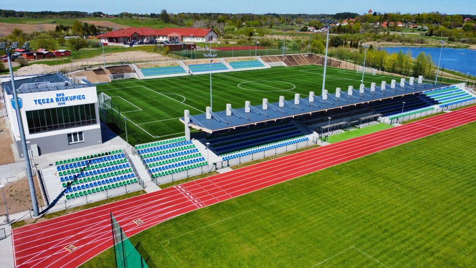 Stadion Miejski w Biskupcu dostał nową nazwę? ''Porozumienie ponad głowami mieszkańców i radnych''