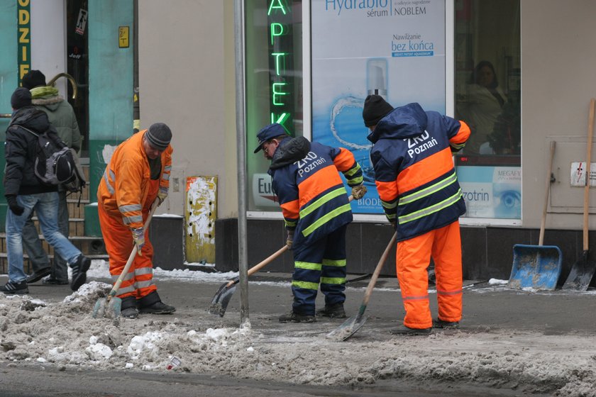 Straż miejska przypomina o odśnieżaniu chodników