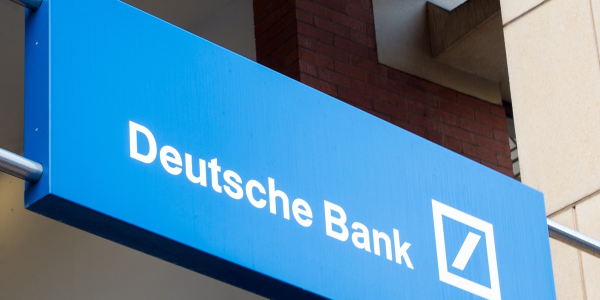 UOKiK nałożył prawie 5 mln zł kary na Deutsche Bank. 