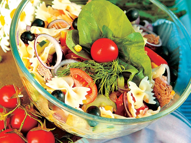 360_salata_testenine-s-povcem_blesk