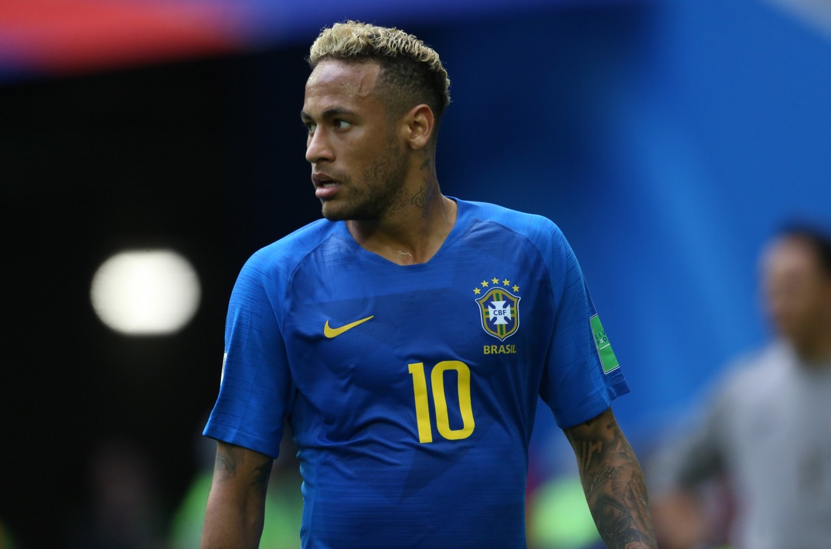 Neymar strzelił gola bezpośrednio z rzutu rożnego