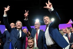 Biedroń na konwencji lewicy: "Zielony Pakt dla Polski" to nowy rozdział w walce ze zmianami klimatu