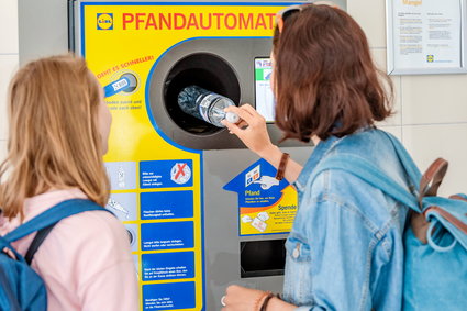 Wiejskie sklepy się zbuntują? Wątpliwości ws. systemu kaucyjnego i automatów na plastik