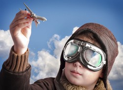 Jak przygotować się do lotu z dzieckiem?