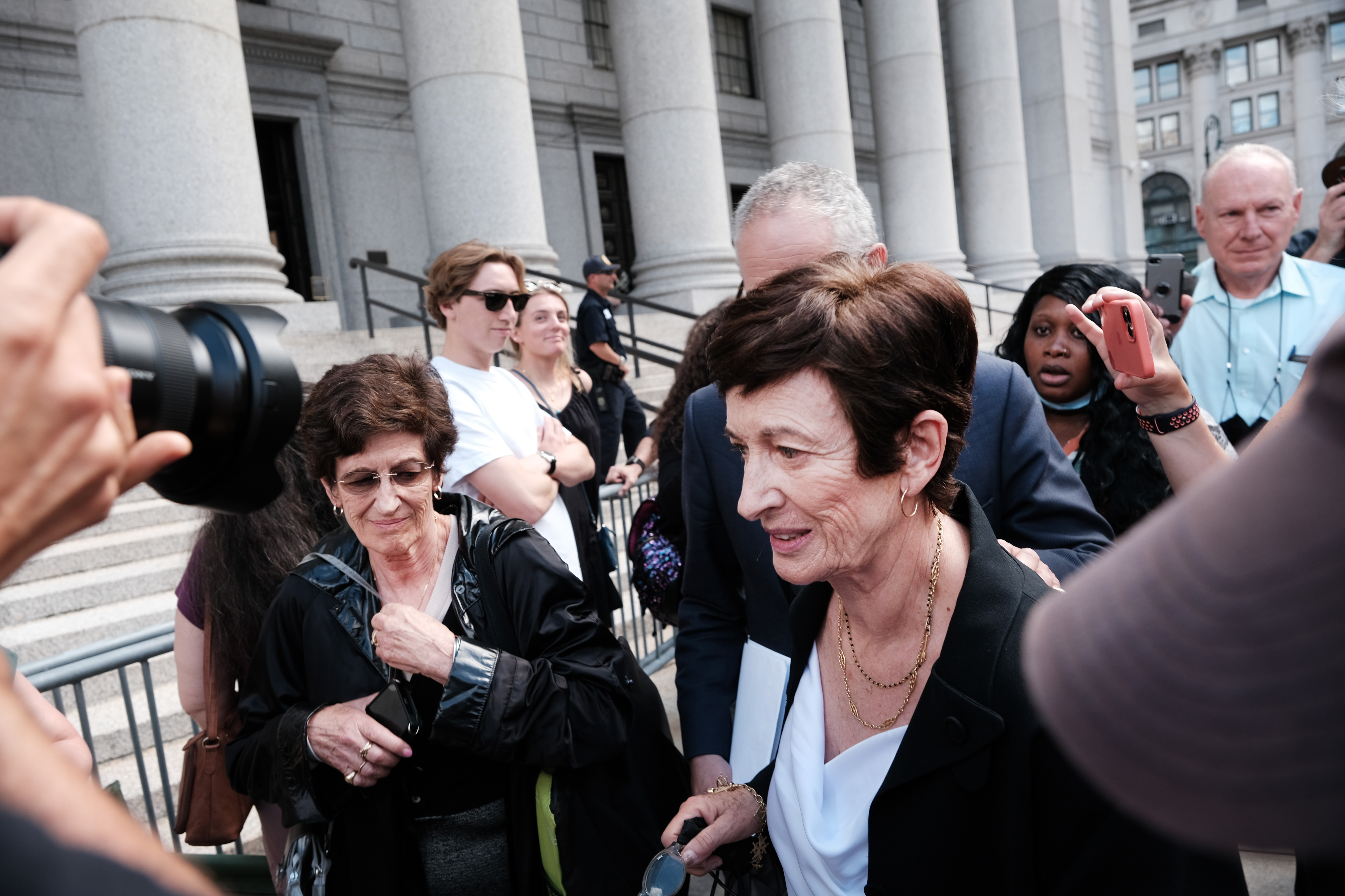 Ghislaine Maxwell trasladada a prisión de Texas tras reunión