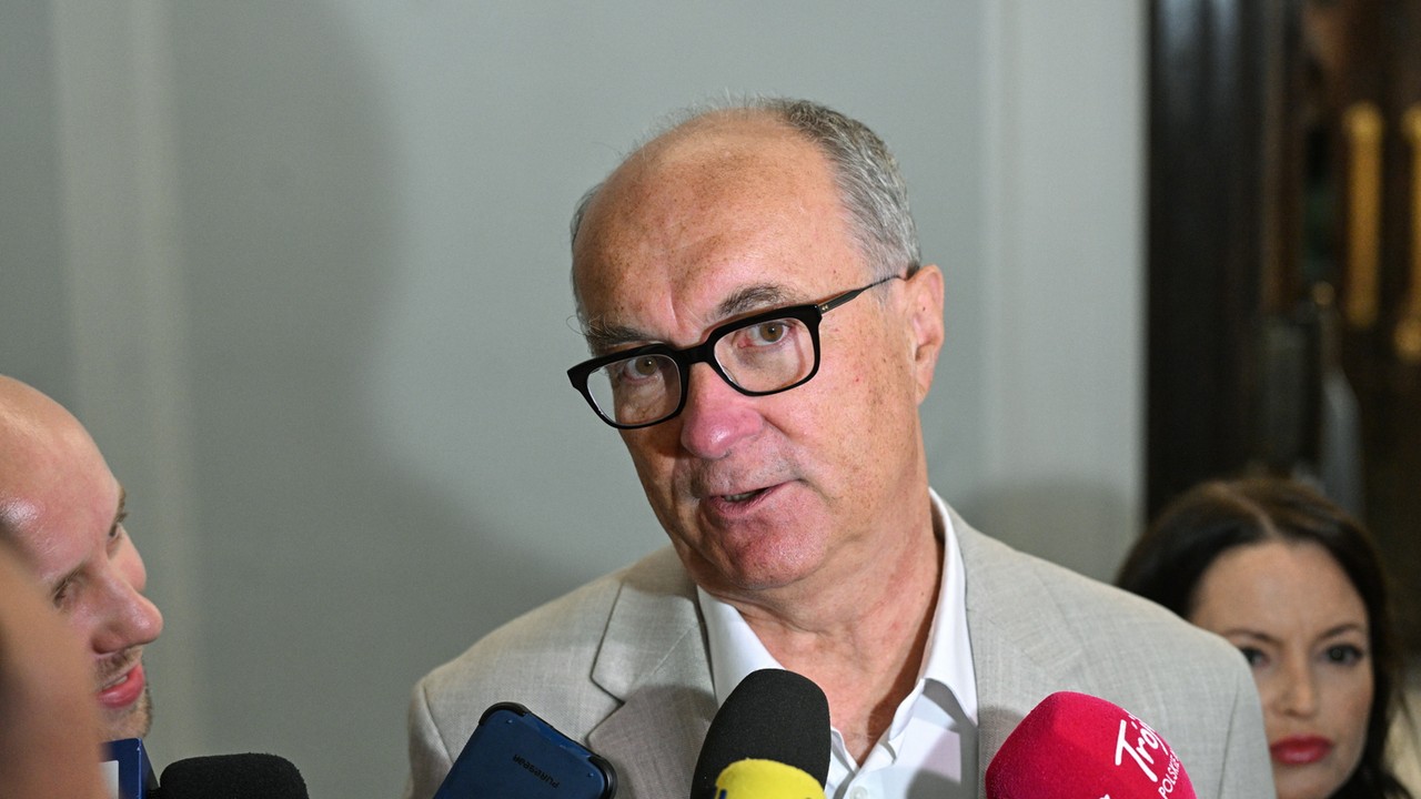 Włodzimierz Czarzasty tłumaczy zamieszanie wokół daty rekonstrukcji. 