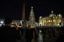 Zapłonęły lampki na choince na placu św. Piotra