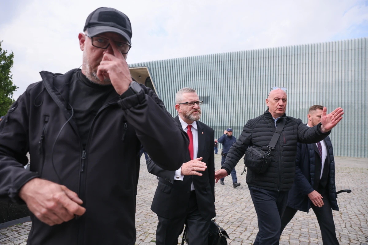 Polskie wojska w Ukrainie? Generał stanowczo dementuje rewelacje Brauna