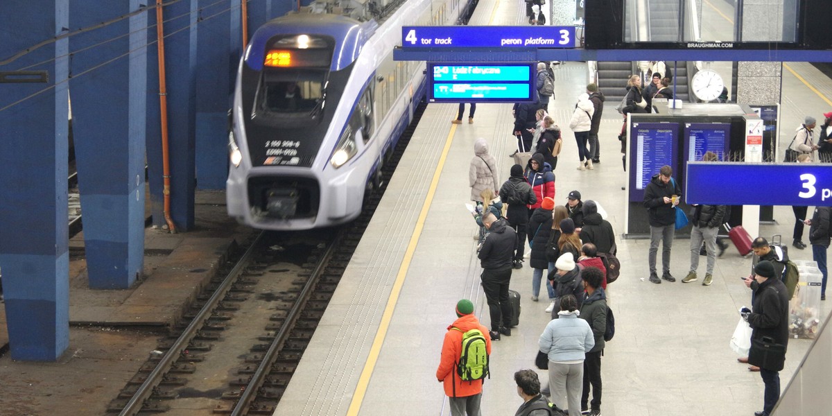 Niższe ceny w PKP Intercity wracają od 1 marca