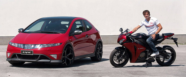 Honda Civic Type S Fireblade Replica: hatchback w stylu superbikea