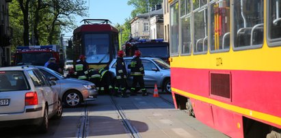 Stłuczka na Gdańskiej. Tramwaj zderzył się z autem