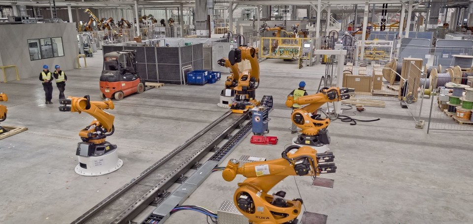 >>> Czytaj też:  <a href='http://forsal.pl/artykuly/964408,polska-branza-motoryzacyjna-kwitnie-najlepsze-wyniki-od-lat.html' style='color: blue'> Polska branża motoryzacyjna kwitnie. Najlepsze wyniki od lat </a>

<br><br>
Fabryka Volkswagena koło Wrześni (Wielkopolskie) Fot. materiały prasowe