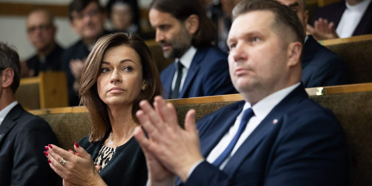 Przemysław Czarnej z żoną Katarzyną podczas inauguracji roku akademickiego 2022/2023 na KUL