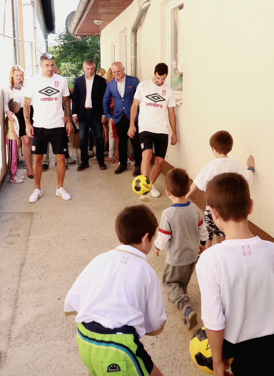 Nije izostalo ni pikanje lopte