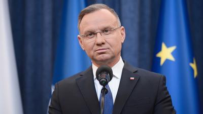 Prezydent Andrzej Duda podczas oświadczenia po zatrzymaniu Macieja Wąsika i Mariusza Kamińskiego.